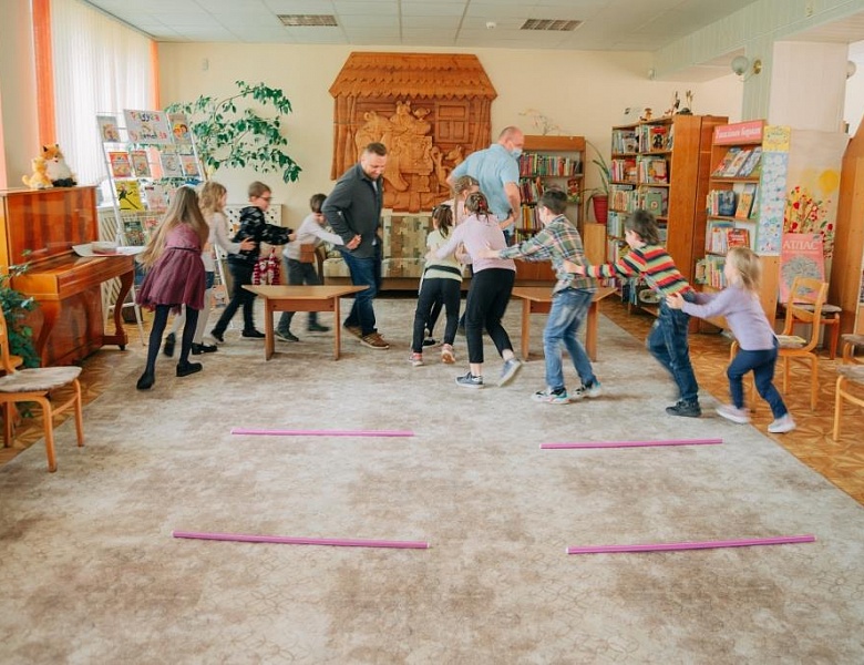 Семейный праздник в Школе маленьких волшебников