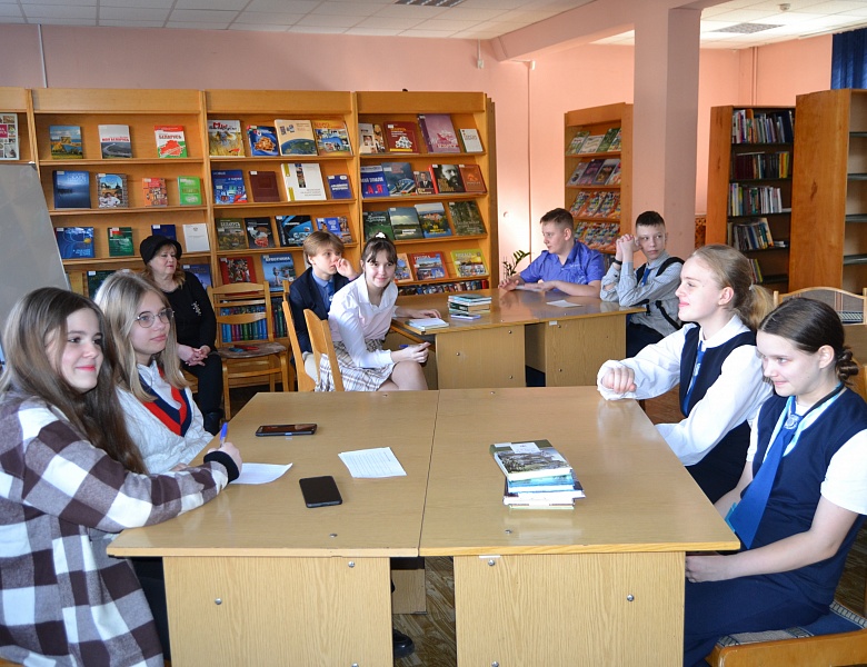 Литературная гостиная «Поэзия — музыка слов»