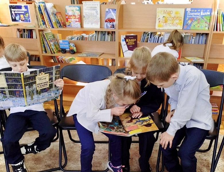 Первоклассники в мире литературы