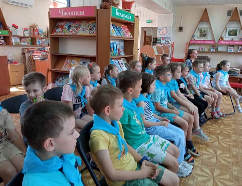 Урок мужества «Как это было?» и час памяти «Дети войны»  в детском отделе