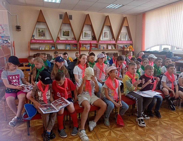 Литературный праздник «Детство —это мы»:  к Международному дню защиты детей