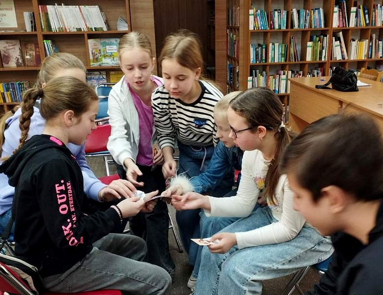 Всё на земле от материнских рук