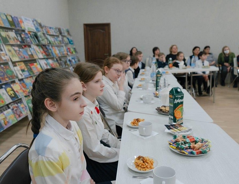 «Казахстан: знакомый и незнакомый»: первая встреча проекта «Через книгу к миру и созиданию»