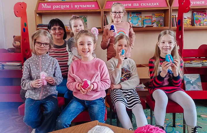 Громкие чтения в детском отделе