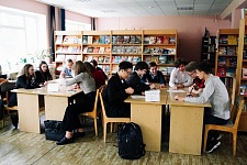 0e13bad5f2333be49f1c20fce1bd45de.jpg