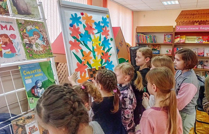 Акция «Букет из маминых имён!»