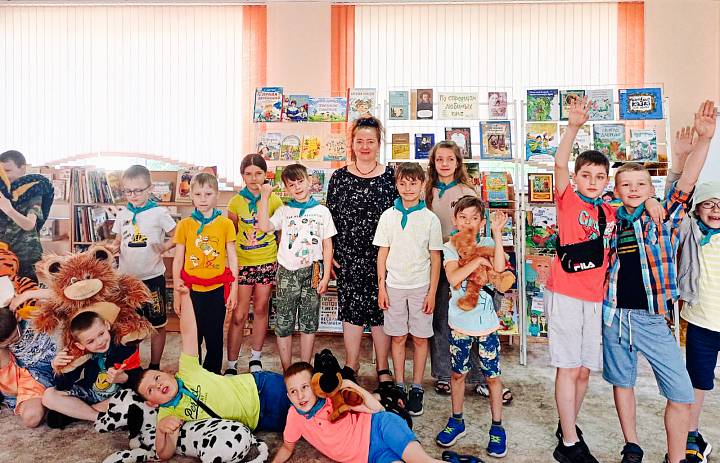В гости к книжкам мы спешим!