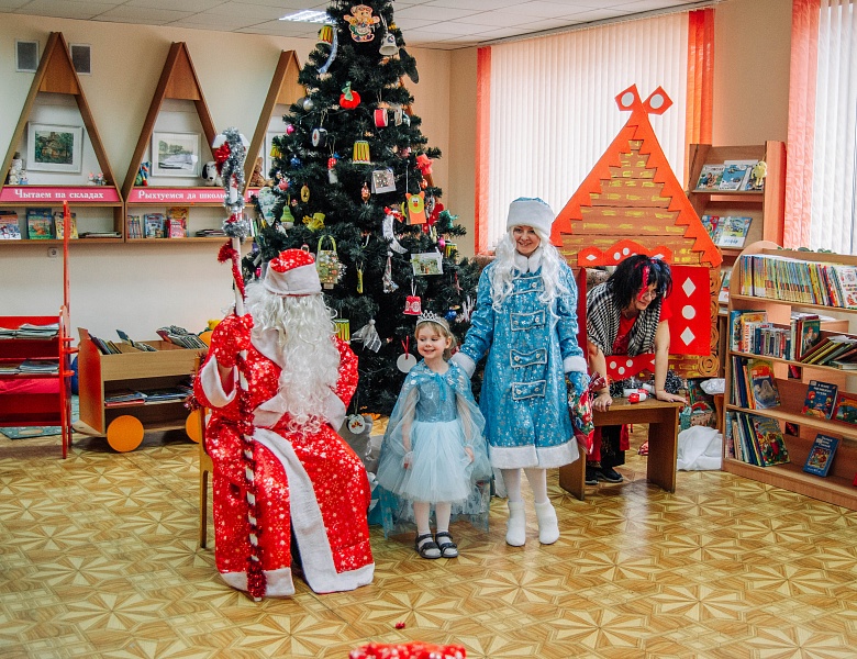 «Праздник ёлки и зимы» в ШМВ