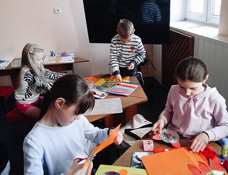 Занятие в Школе маленьких волшебников