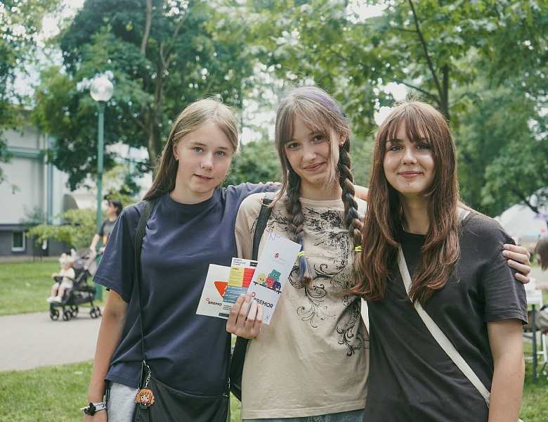 «Книжный клуб» на семейном празднике «Лучи добра» от компании BREMOR