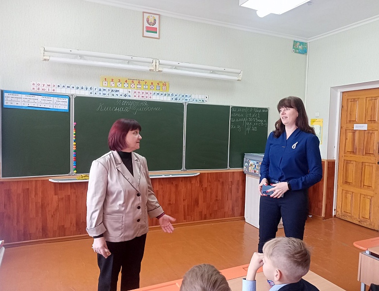 Закрытие проекта «Библиотека в чемодане» в ГУО  «Средняя школа № 3 г. Бреста»