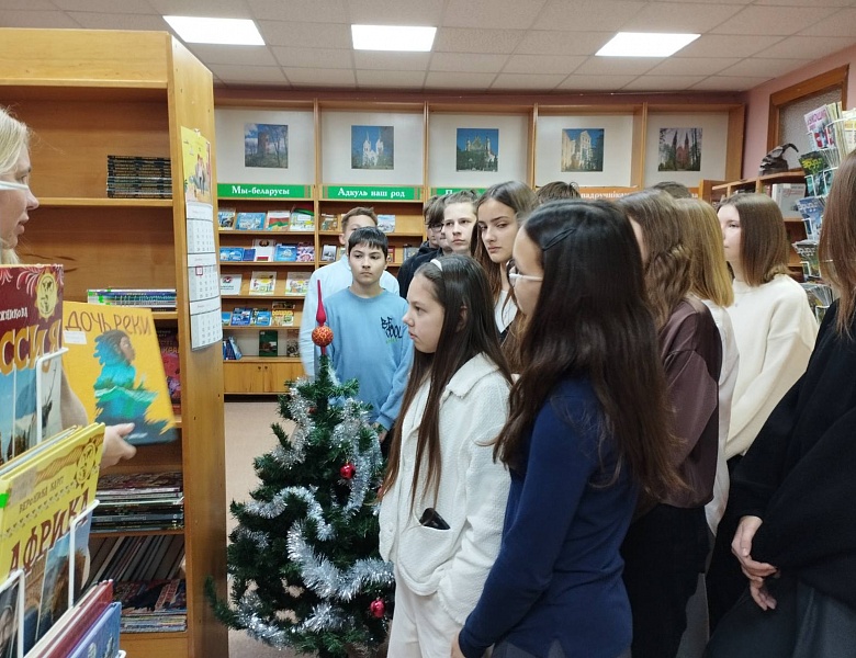 Погружение в мир экранизированных книг в юношеском отделе