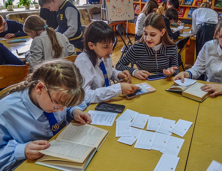 День поэзии в юношеском отделе