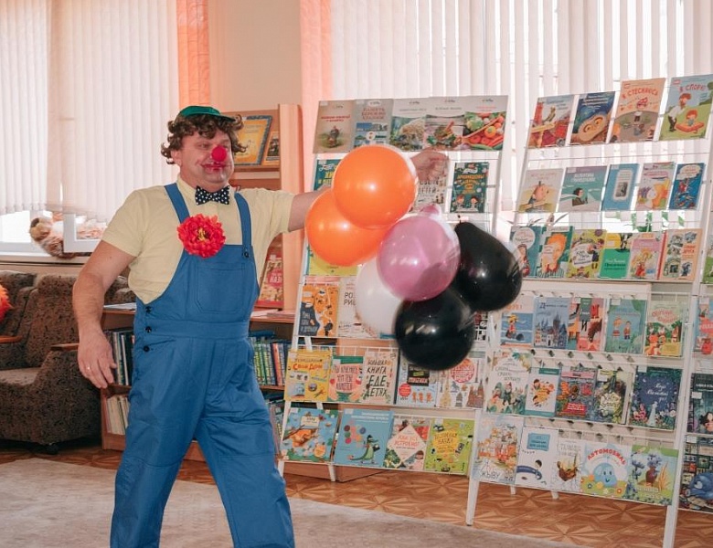 «Неделя затей для книжных детей»