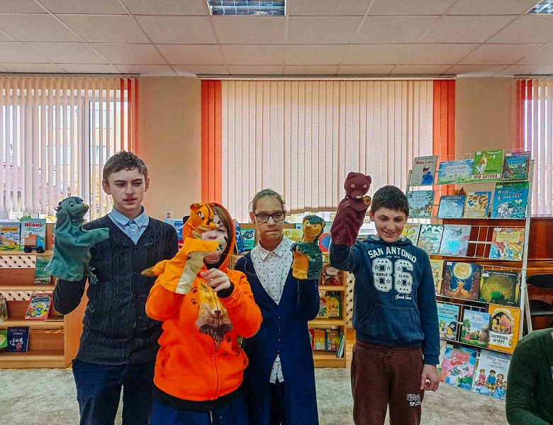 Репетиция книжного театра «Спасательный круг»