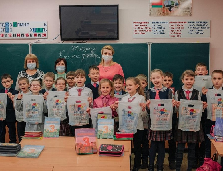 «Библиотека в чемодане» закрылась в СШ № 7 г. Бреста