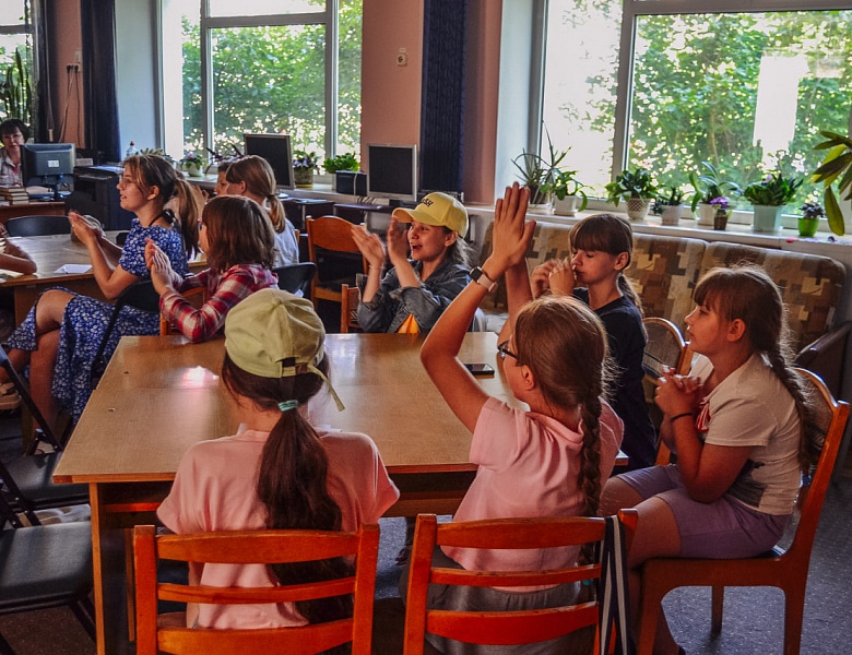 Насыщенный июнь в юношеском отделе