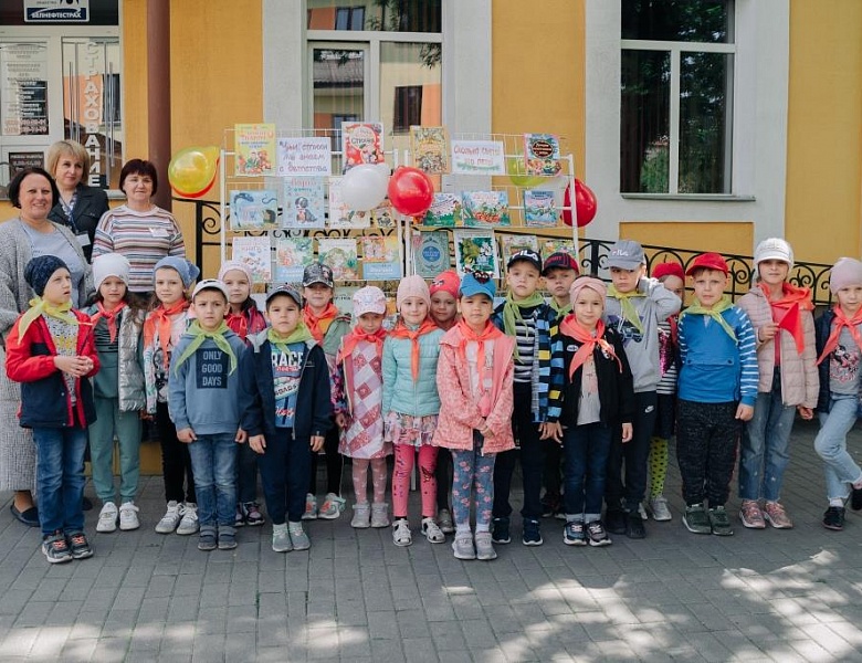 Счастье, солнце, дружба — вот что детям нужно!