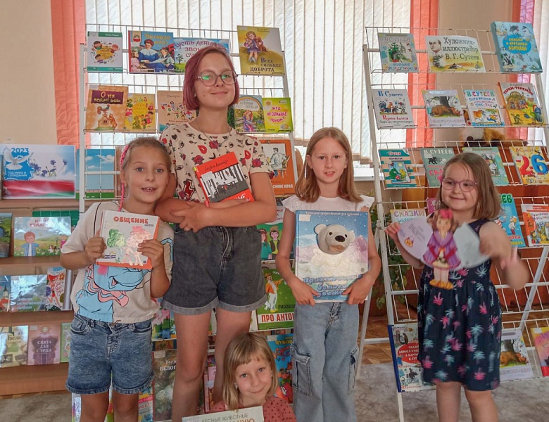 «Нью-Тон» в гостях у книг