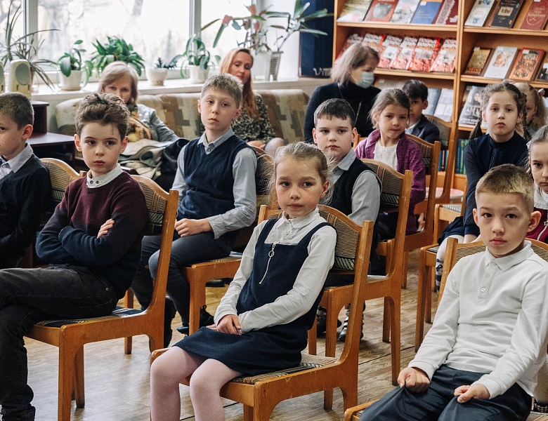 «Обычные книги про необычных детей»