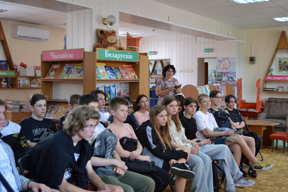 Летние каникулы в юношеском отделе