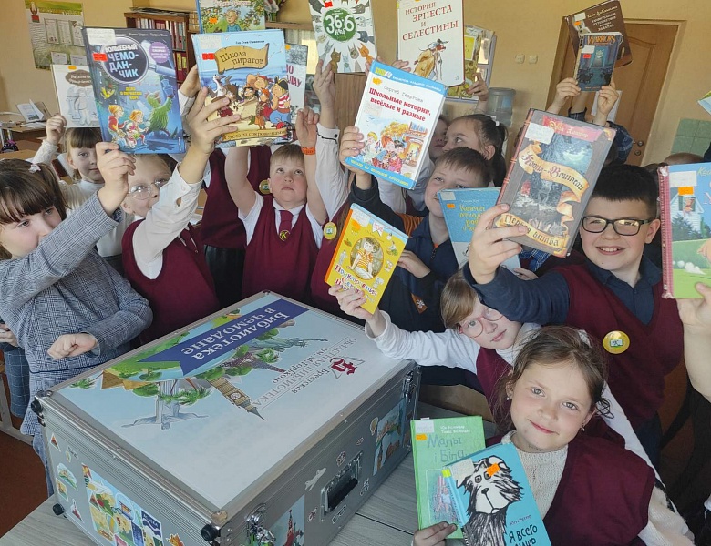 «Библиотека в чемодане» в агрогородке Клейники