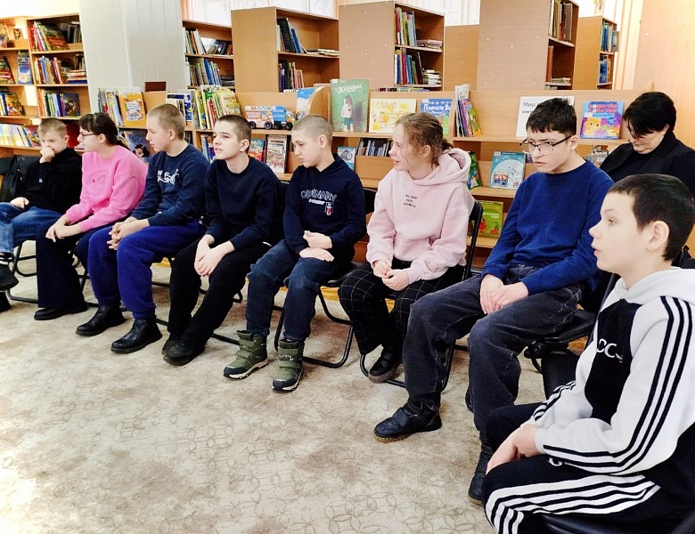 «Что за чудо эти сказки!»: встреча в книжном театре «Спасательный круг»