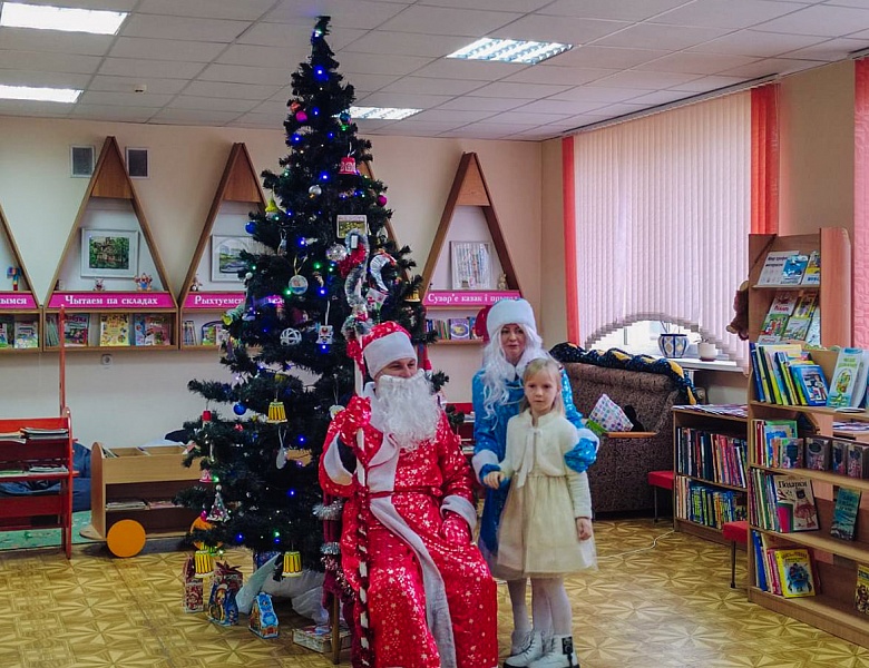 Новогодний утренник в Школе маленьких волшебников