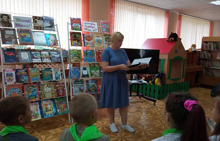 «КНИГА + ДЕТИ!»: летние каникулы в библиотеке