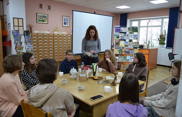 «Беседы о красоте»: встреча клуба для читающих подростков «КЛЮЧ»