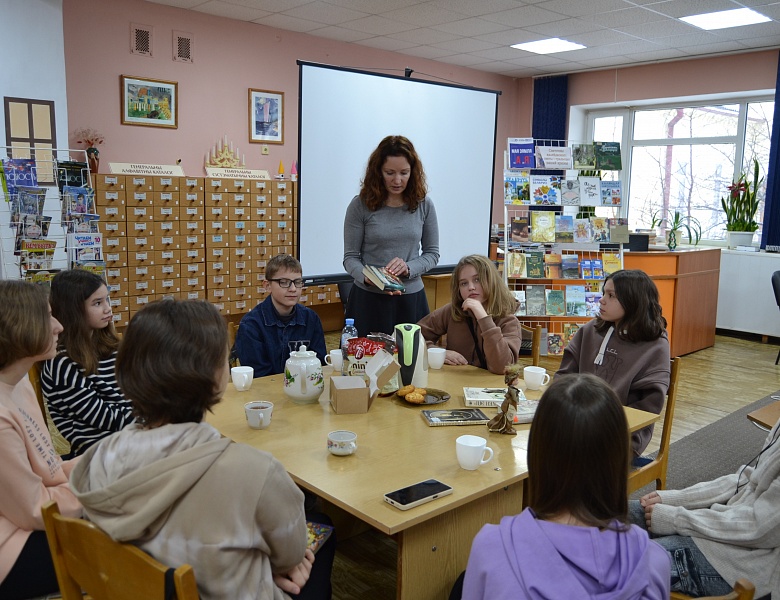 «Беседы о красоте»: встреча клуба для читающих подростков «КЛЮЧ»