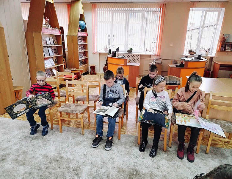 Шестой учебный день в библиотеке