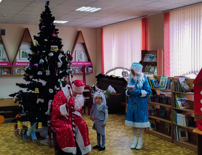 Новогодний утренник в Школе маленьких волшебников