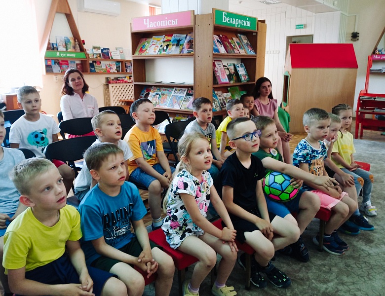 В гости к книжкам мы спешим!