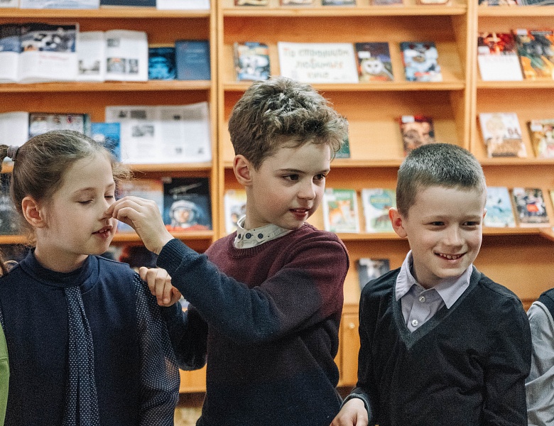 «Обычные книги про необычных детей»