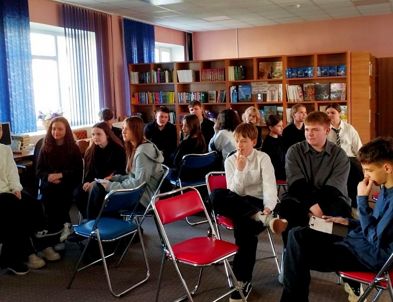 Встречи для подростков «Книга + Кино»