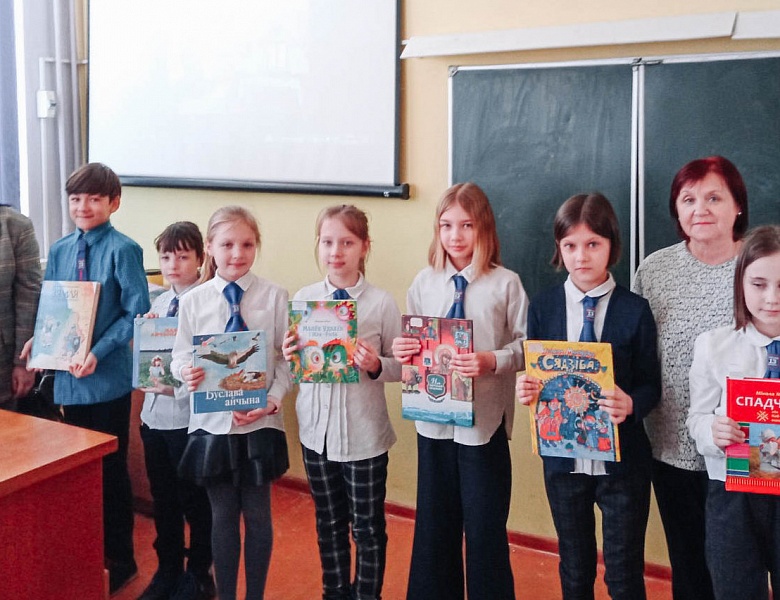 Далучыць да роднага слова: заняткі ў СШ №13 г. Брэста імя У.І. Хована