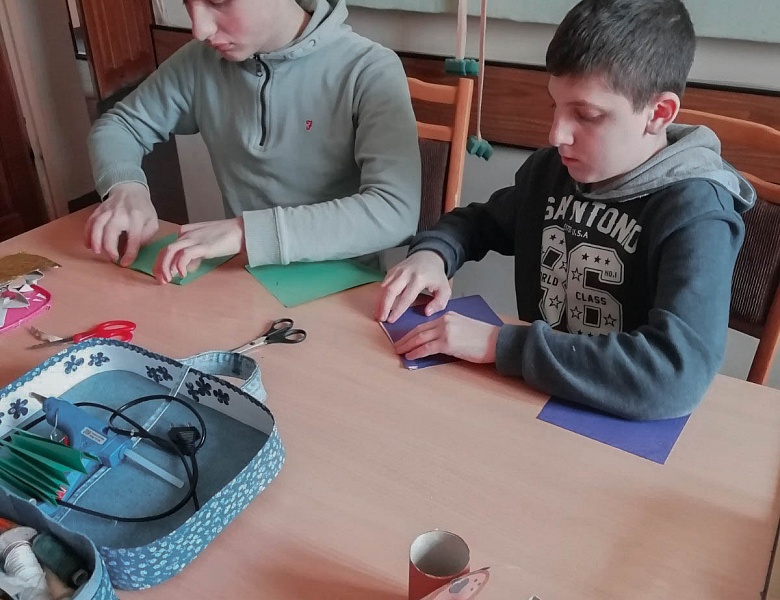 Второе занятие клуба «Спасательный круг»