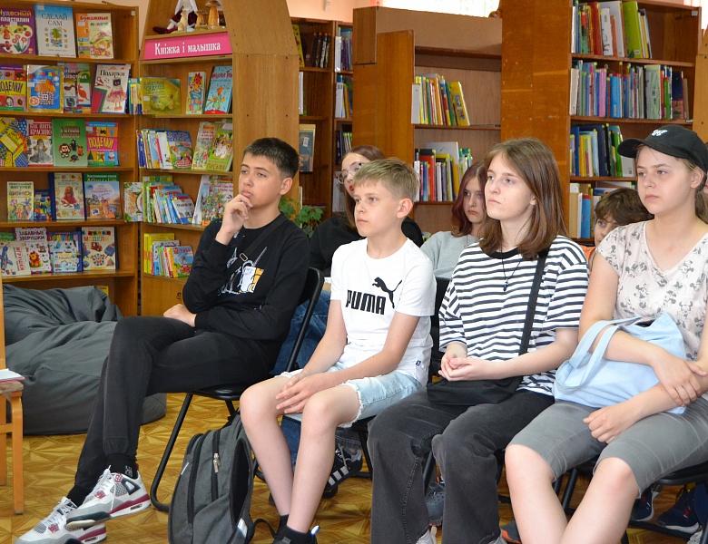 Летние каникулы в юношеском отделе