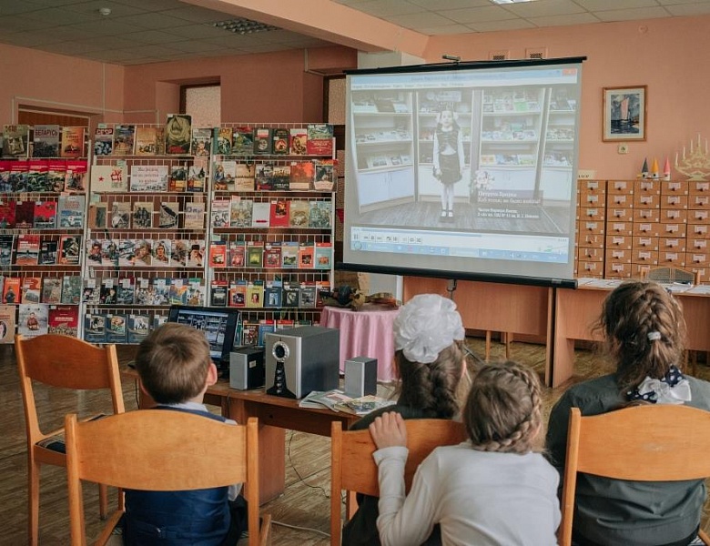 Открытый микрофон «Живёт Победа в поколениях»