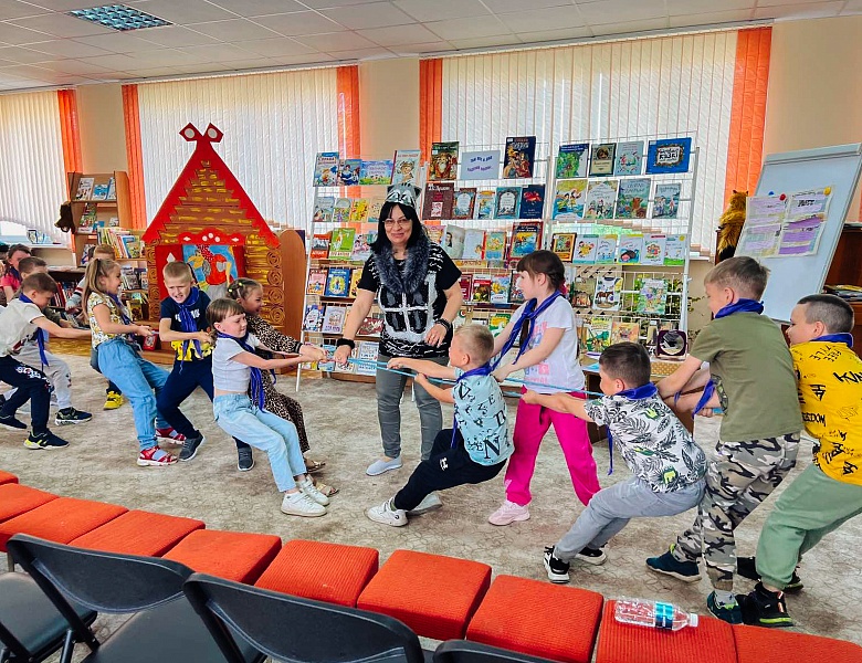 Лучшие каникулы — каникулы в библиотеке!