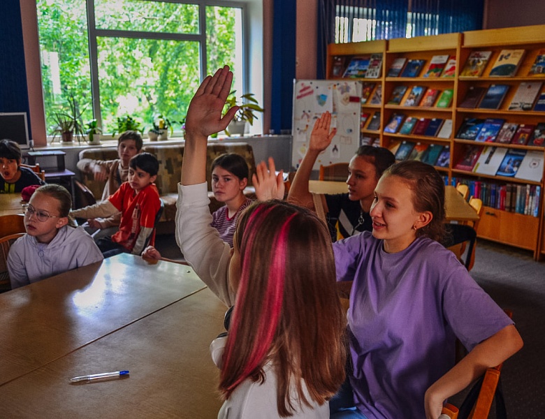 Насыщенный июнь в юношеском отделе