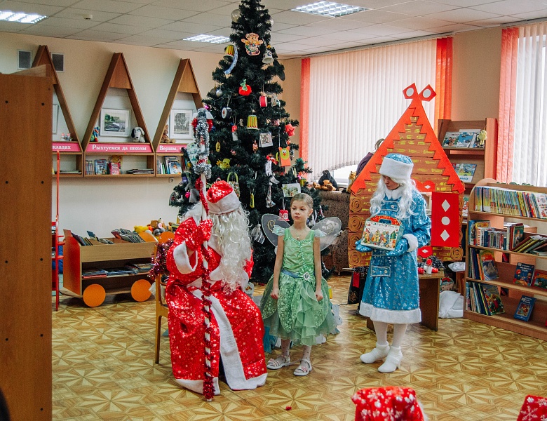 «Праздник ёлки и зимы» в ШМВ