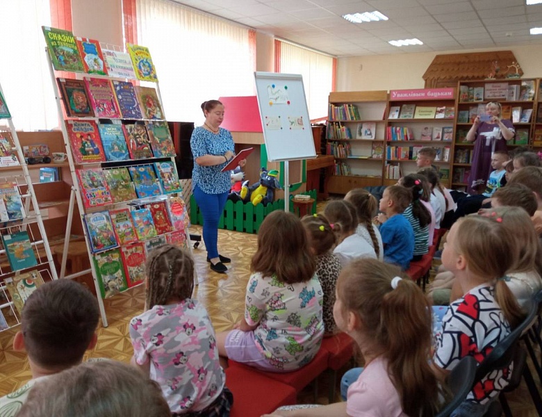 Часы истории «Я иду по городу, по знакомой улице»,  «Брест, откуда имя твоё?»