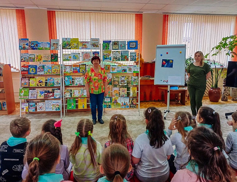 Лучшие каникулы — каникулы в библиотеке!