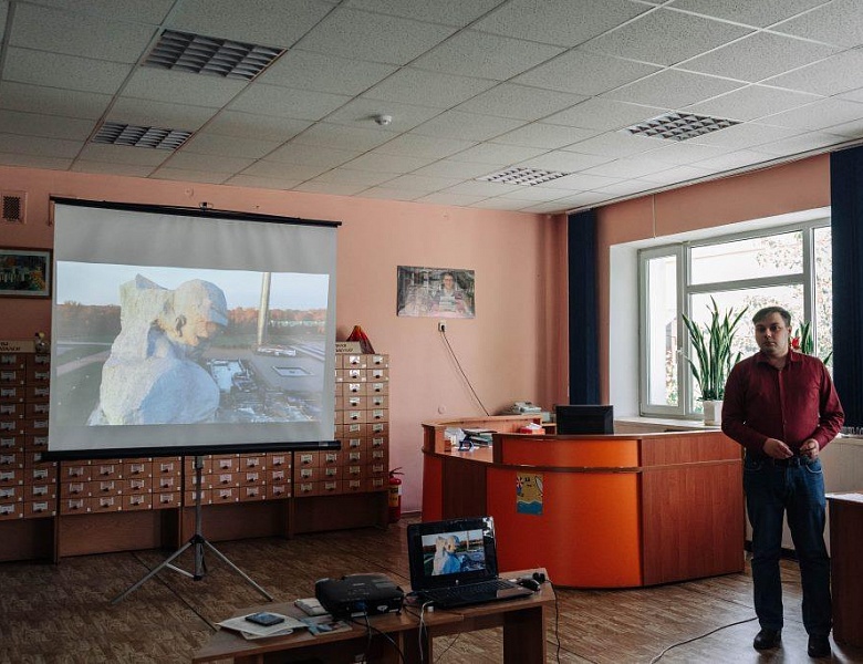 «Здесь говорят одни лишь камни»