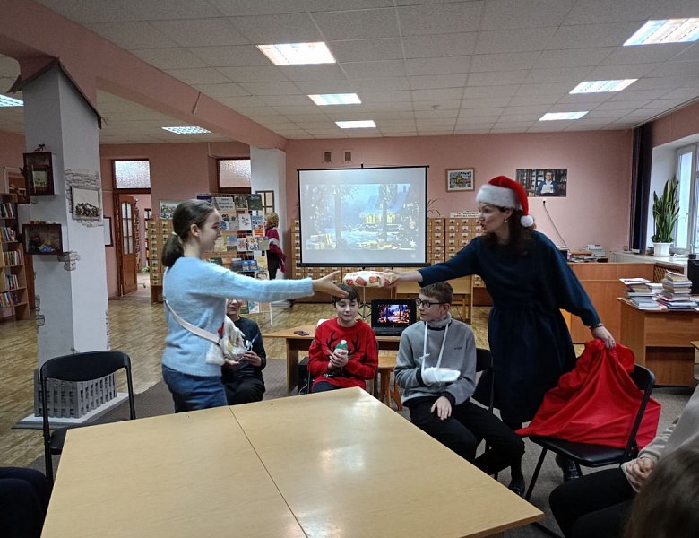 Новогодняя встреча в клубе для читающих подростков «КЛЮЧ»