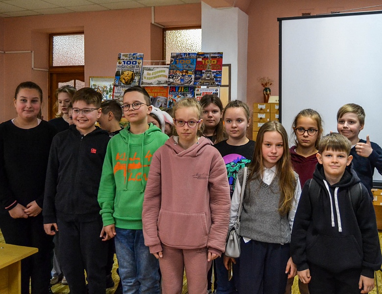 Неделя детской и юношеской книги в юношеском отделе