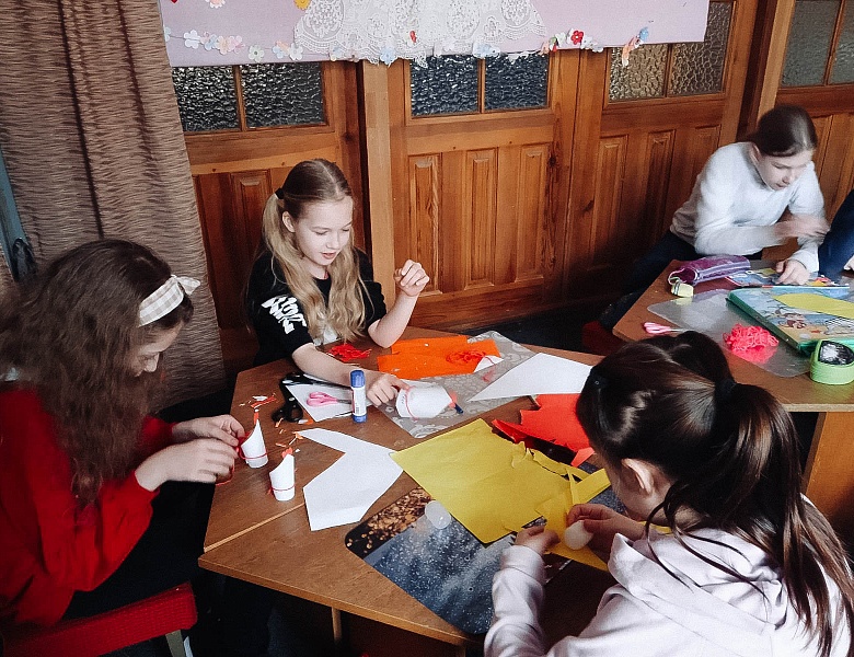 Занятие в Школе маленьких волшебников