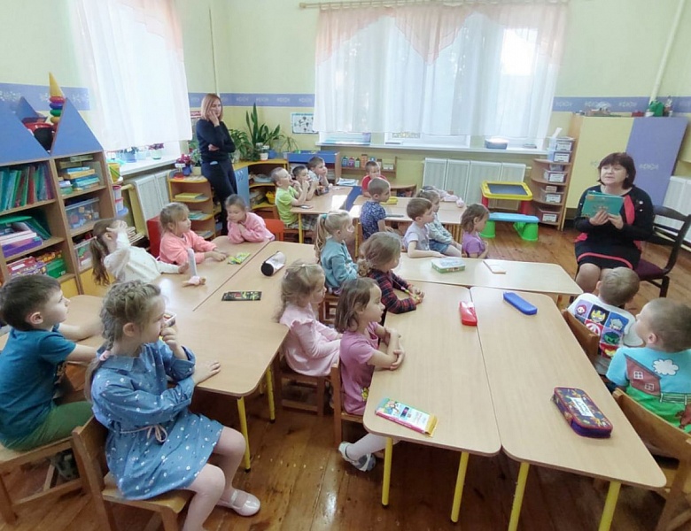 «Где моя мама?»: громкие чтения в детском саду № 3 г. Бреста